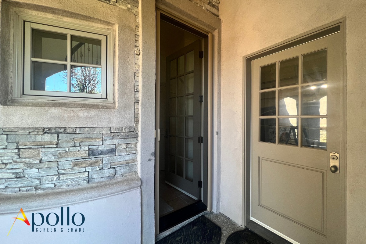 Retractable Screen RSF (2)-5158.jpg